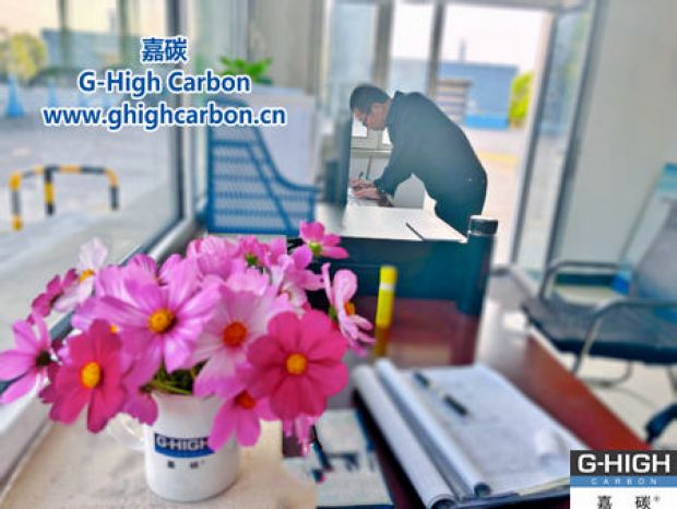 嘉碳員工巧手布置，辦公環(huán)境煥發(fā)新生